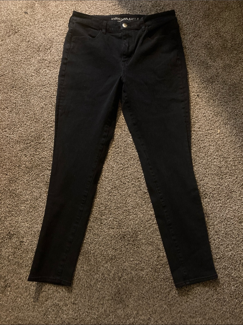 American Eagle Outfitters Black High-Rise Skinny Jeans - Sleek Fit